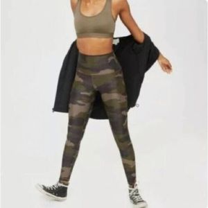 Aerie Offline camo leggings